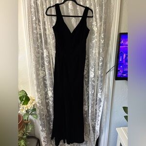 Karen Lucas for Niki Elegant Black Evening Gown size 8 velvet
